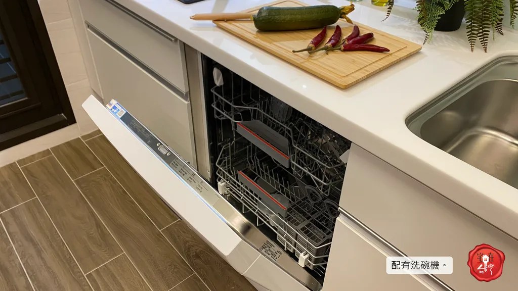 宅在台灣_台中富宇德川_ (13).png