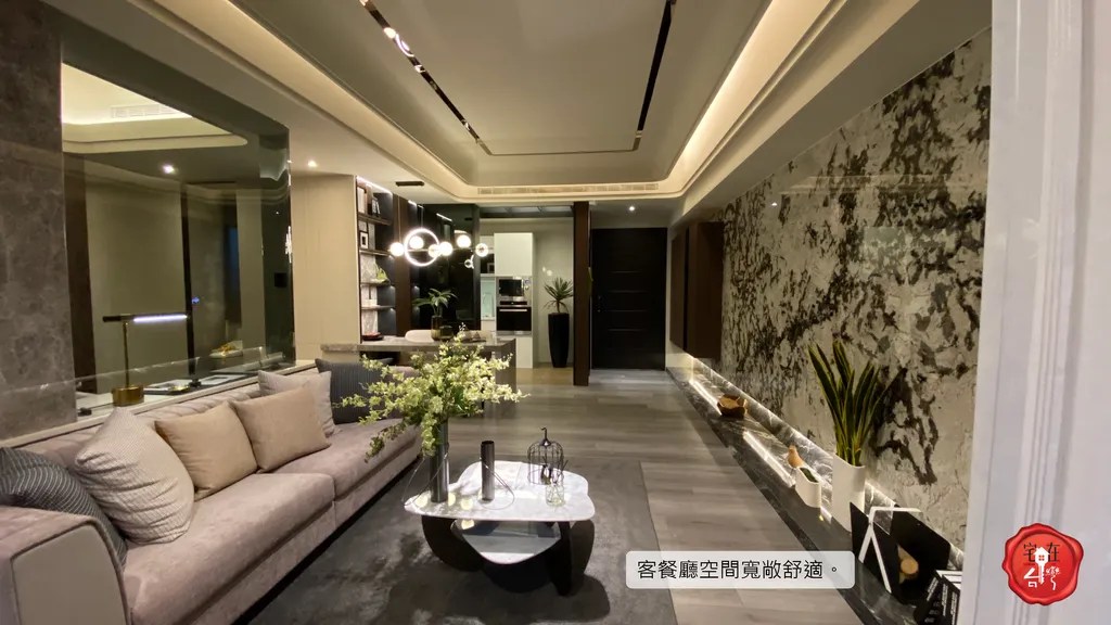 宅在台灣_台中富宇德川_ (14).png